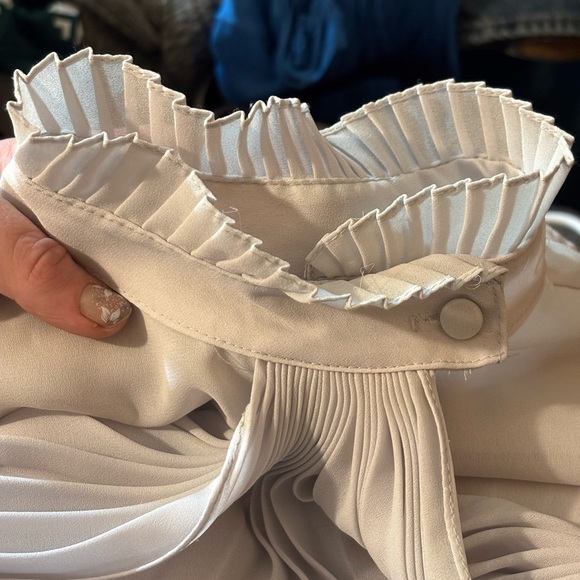 Vintage Cream Button Down Blouse with Front Ruffle and Victorian Collar - Picture 6 of 9